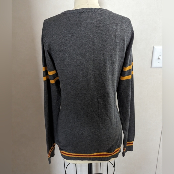 NWT Harry Potter Gryffindor Girls Cardigan - Picture 6 of 12
